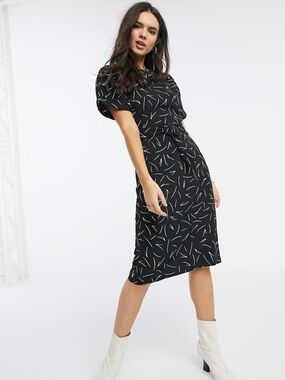 Warehouse Black Printed Midi Dress with Tie Waist